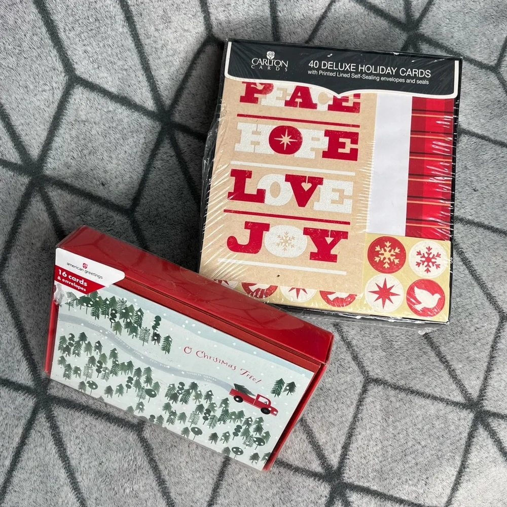56 Holiday Christmas Greeting Cards NWT B1